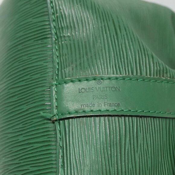 LOUIS VUITTON Epi Petit Noe Shoulder Bag Green LV Auth - Picture 10 of 16